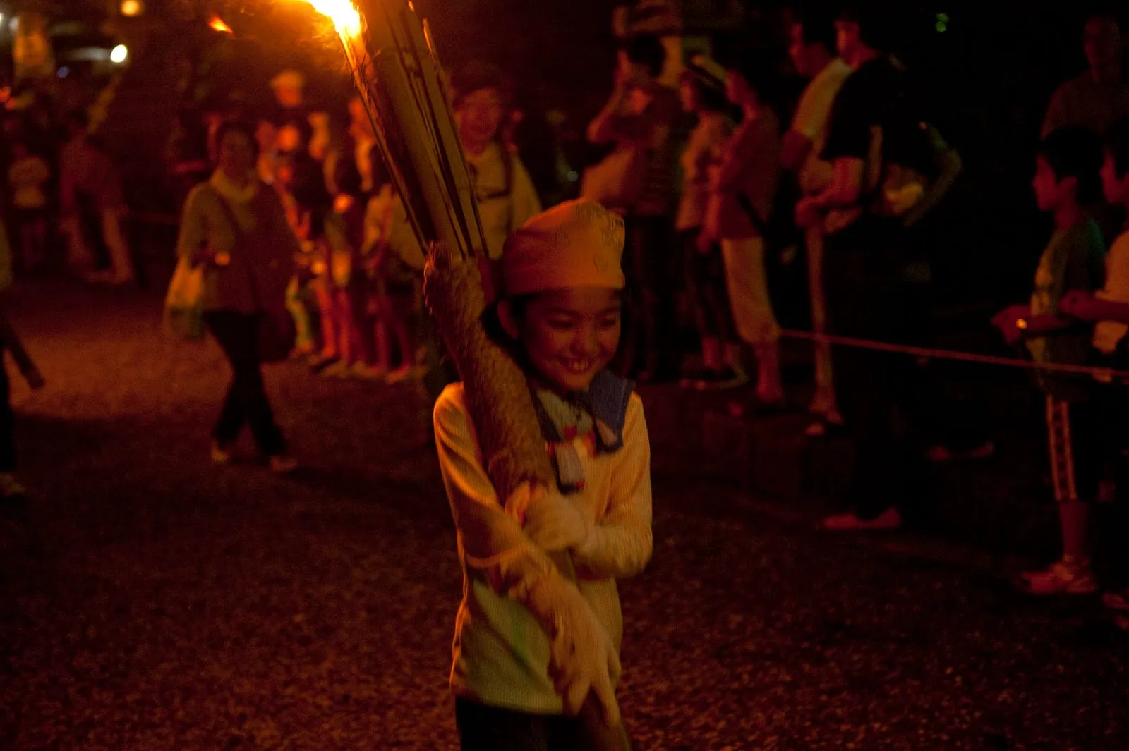 暗夜鄉間的一場火祭・第 19 張