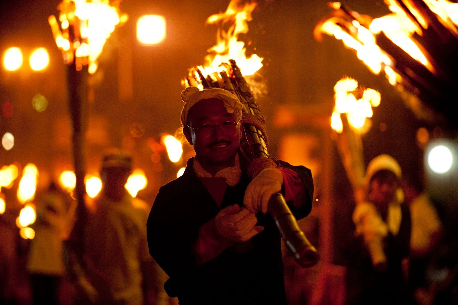暗夜鄉間的一場火祭・第 28 張