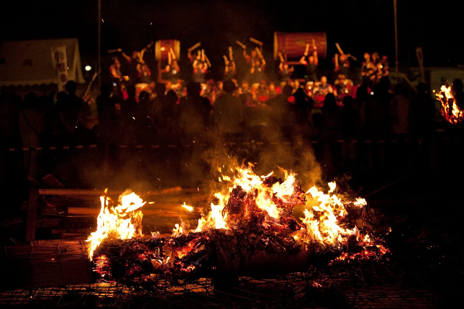 暗夜鄉間的一場火祭・第 39 張