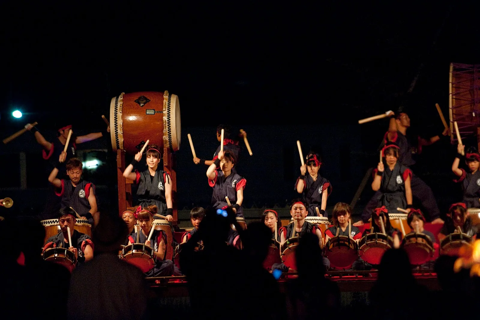 暗夜鄉間的一場火祭・第 40 張